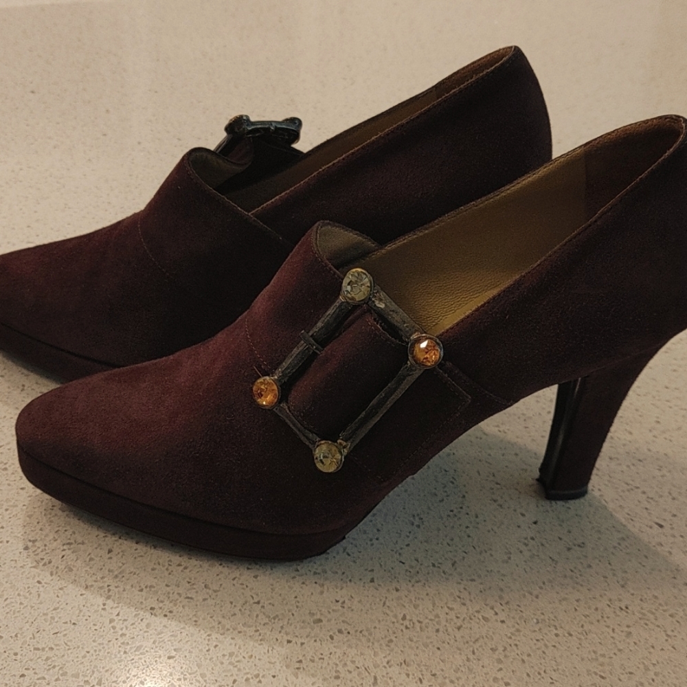 YSL Brown suede heels. Size 6.0